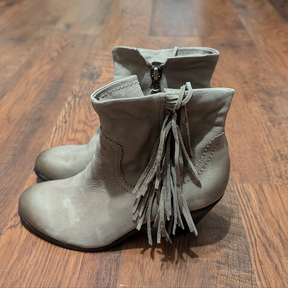 Sam Edelman Louie Boots Fringe Ankle Suede Western Boho Zipper Taupe Moss Green